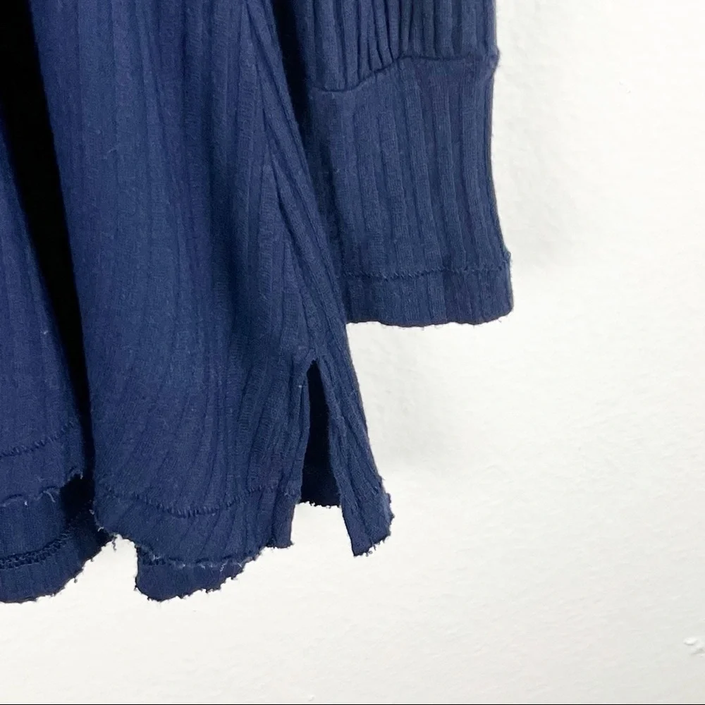 FREE PEOPLE Navy Copa Banana Long Sleeves Ribbed Keyhole Tunic Top Size Medium